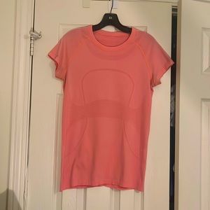 Lululemon swiftly tech short sleeve size 10
